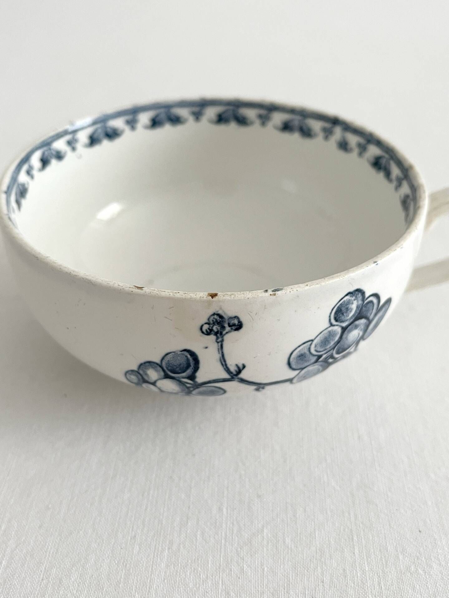 Antique ironstone cup "Carmen" Sarreguemines