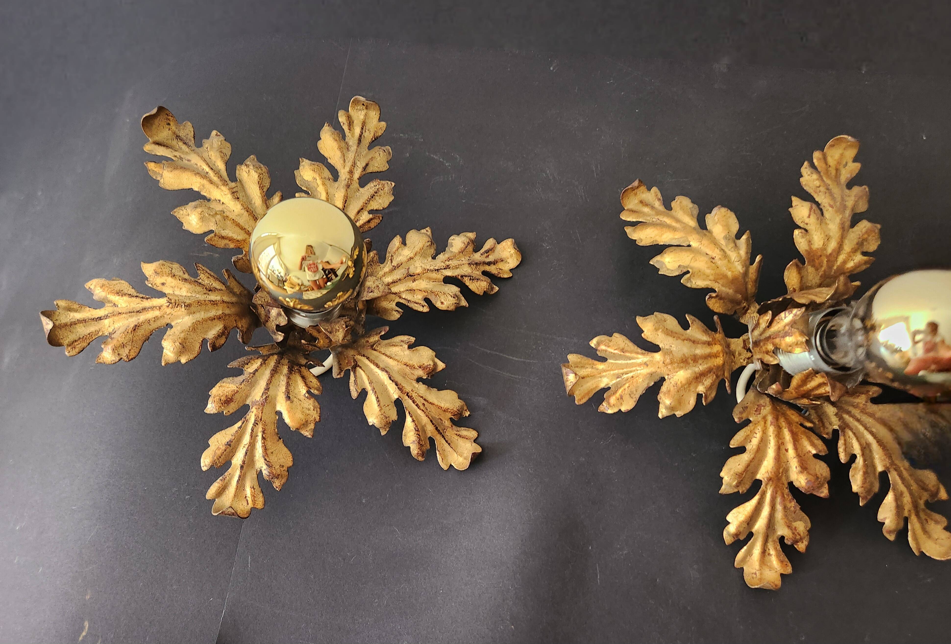 Gilded hand-forged Florentine wall lamp Hans Kögl style, Italy