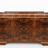 Walnut buffet, Art Deco chest of drawers.