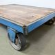 Table basse industrielle bleue, années 1960