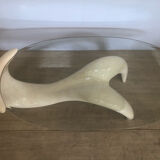 Table basse abstraite en forme de femme et en fibre de verre marbré