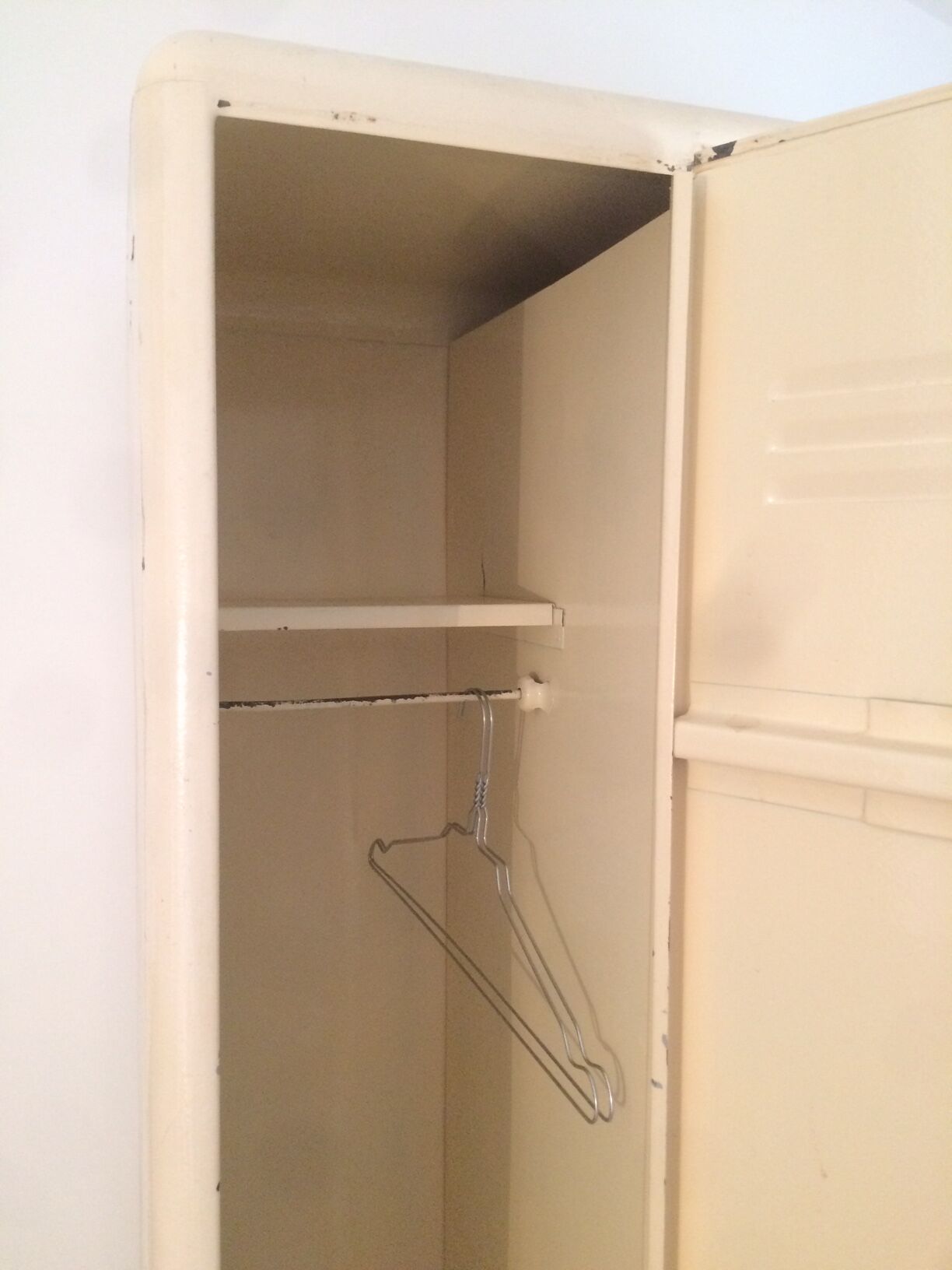 Wardrobe locker room industrial corners rounded