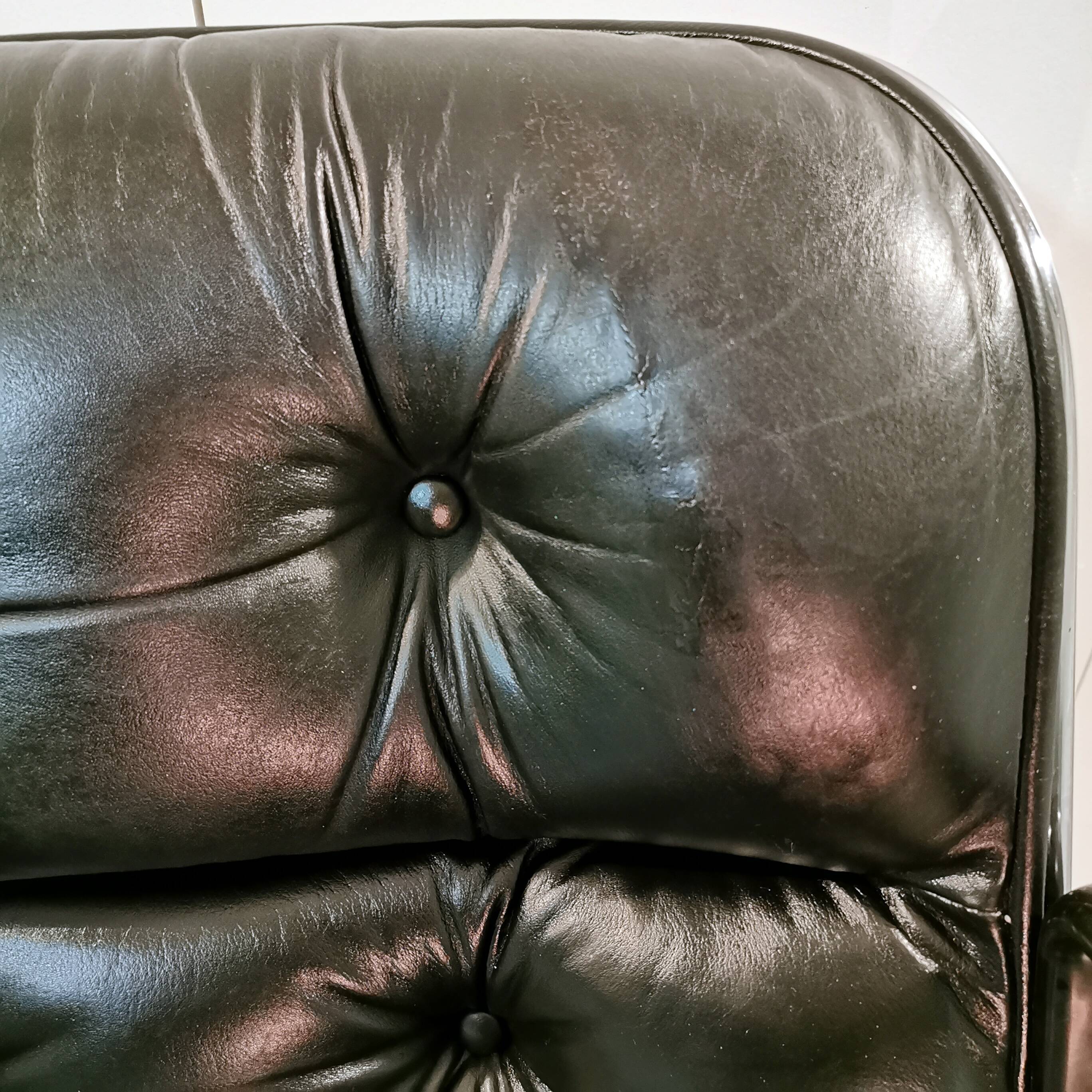 Charles Pollock's swivel armchair for Knoll, 1970
