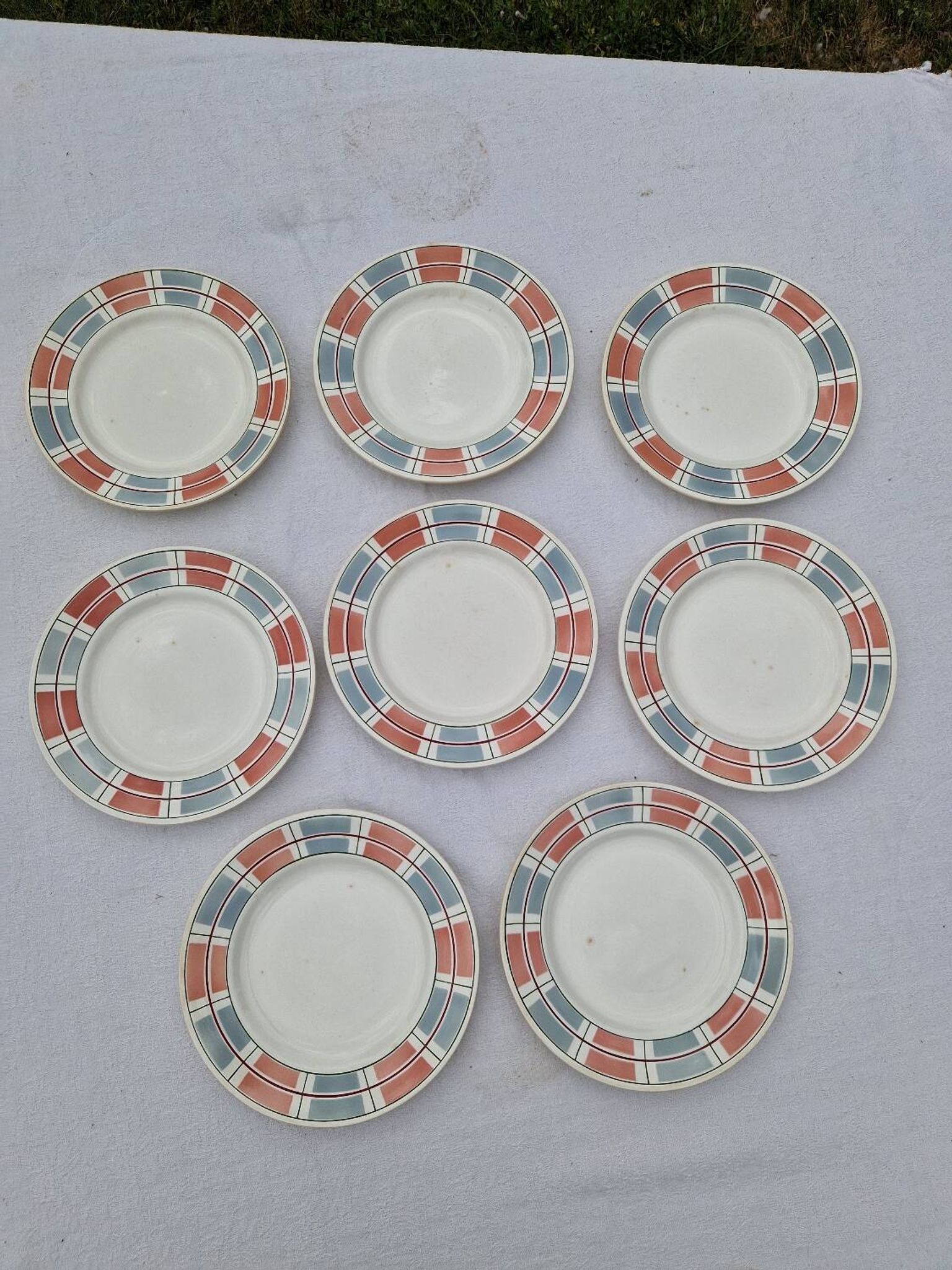 Lot De 8 Assiettes Plates Manufacture Salins