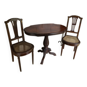 Table violon et deux chaises