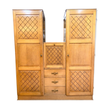 Asymmetrical cabinet