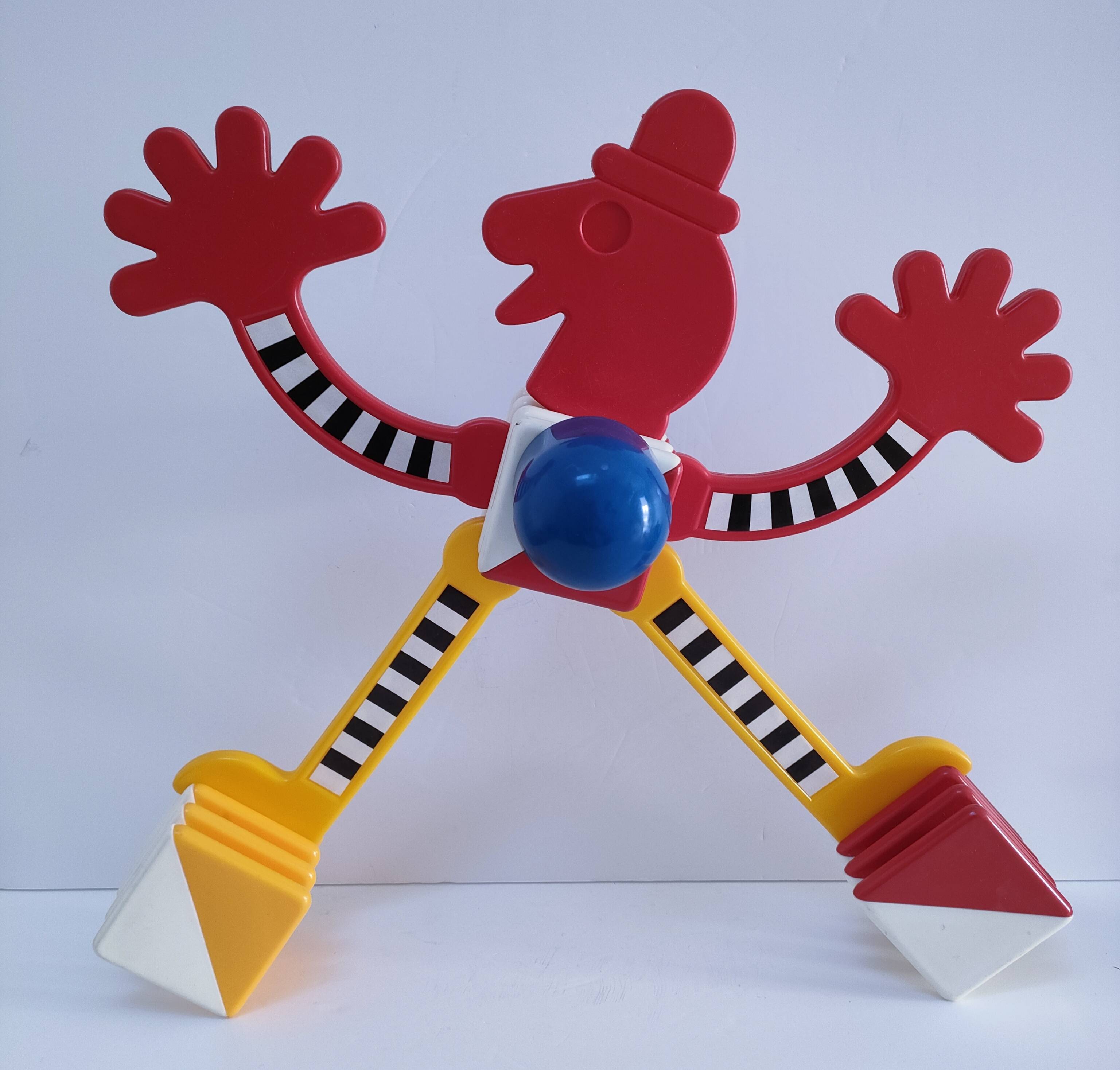 90s design construction game