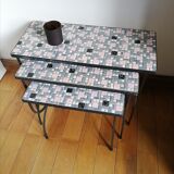 Tables gigognes