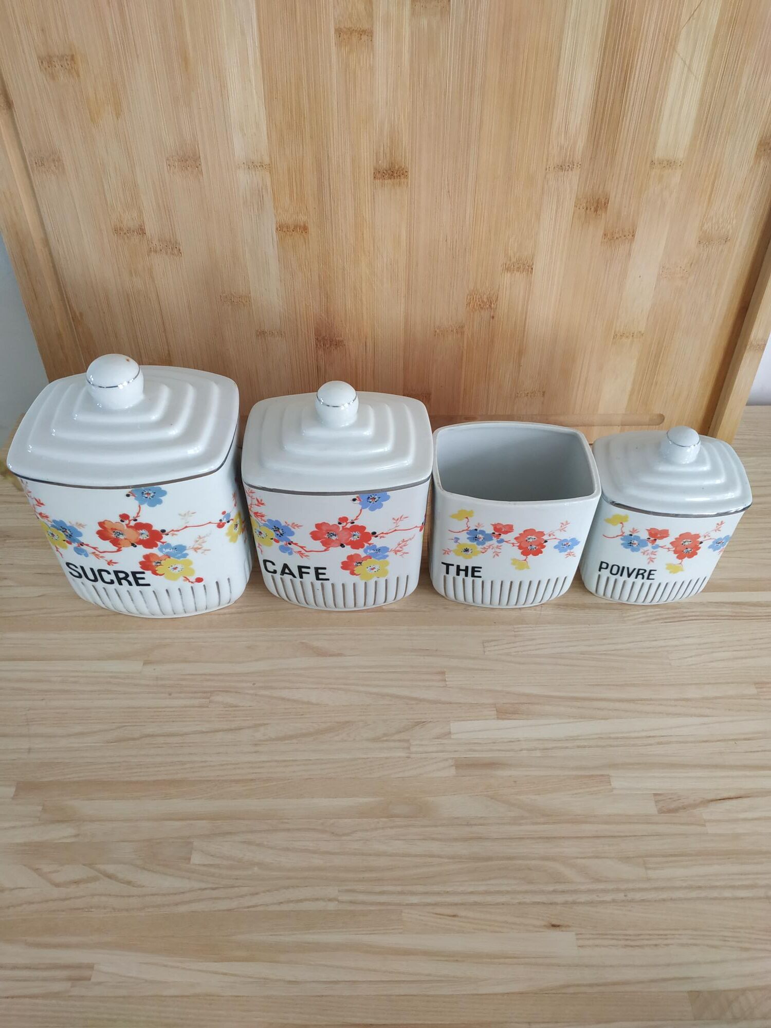 4 Old spice pots décor MANON