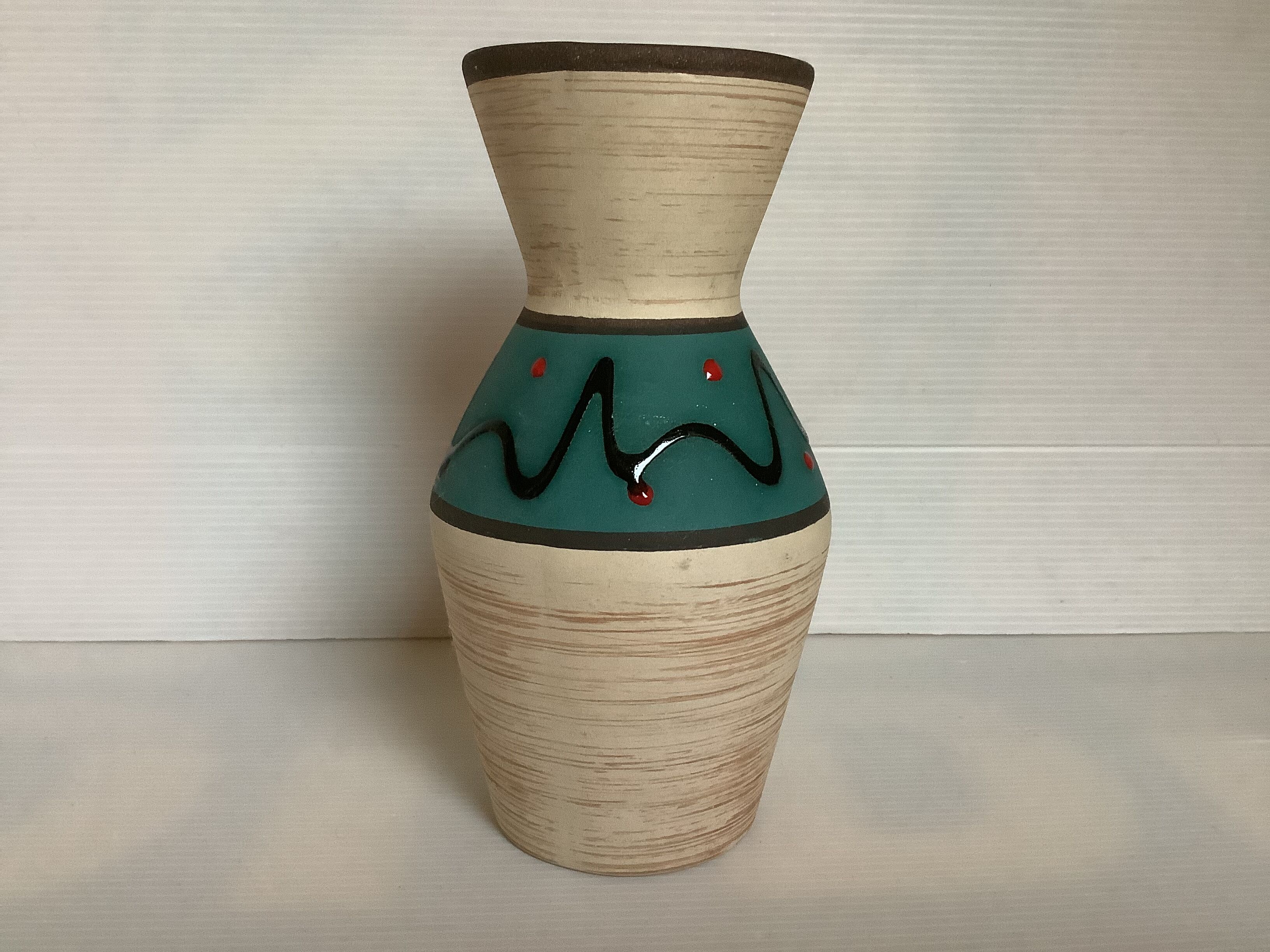 Matte green beige vase Germany