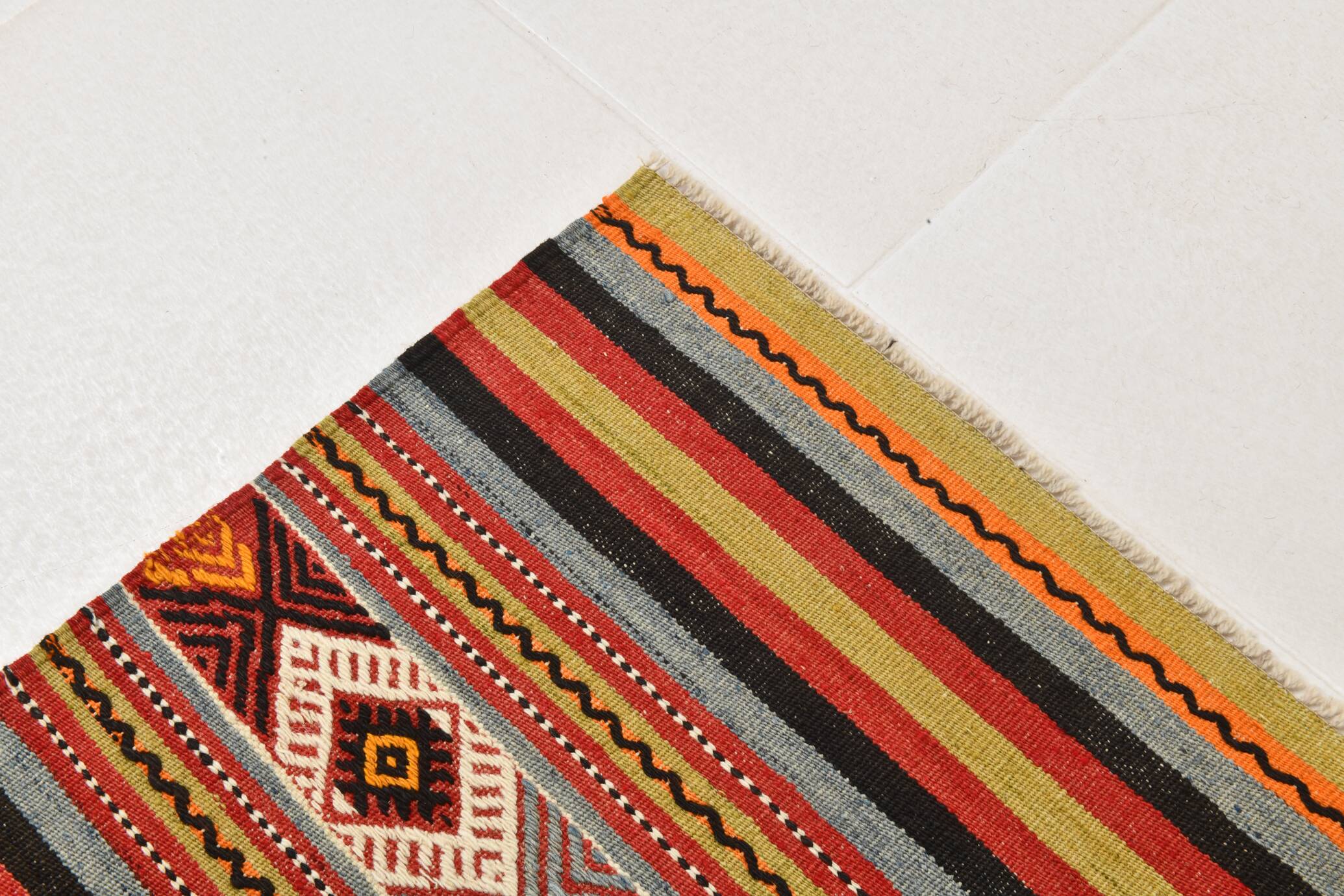 6x8 Red Blue Striped Vintage Kilim Rug  173x243Cm SK 33439