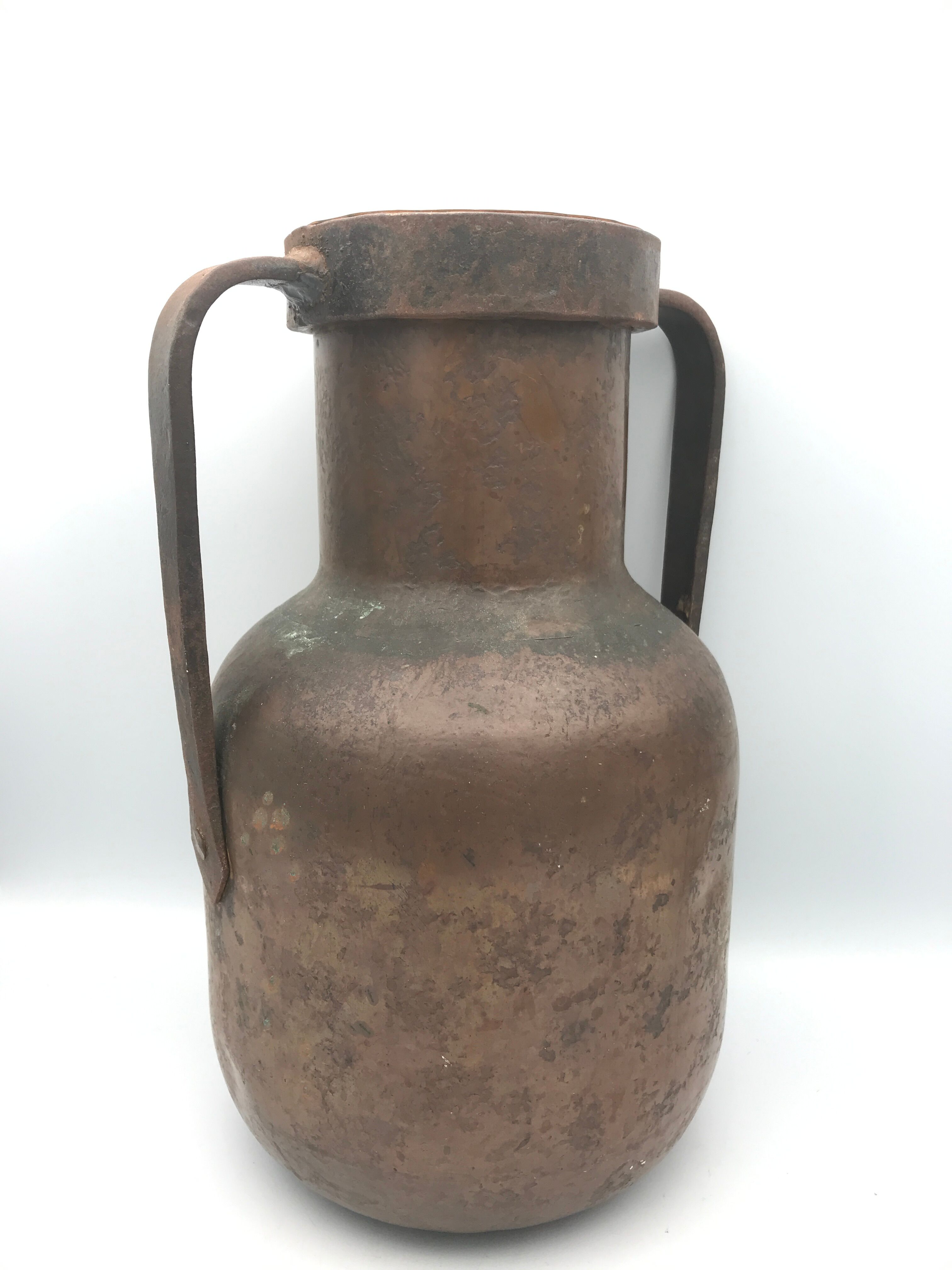 Amphore copper and ironwork of art signature Jean Goardère