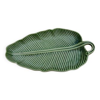 Slip dish in the shape of a palm leaf