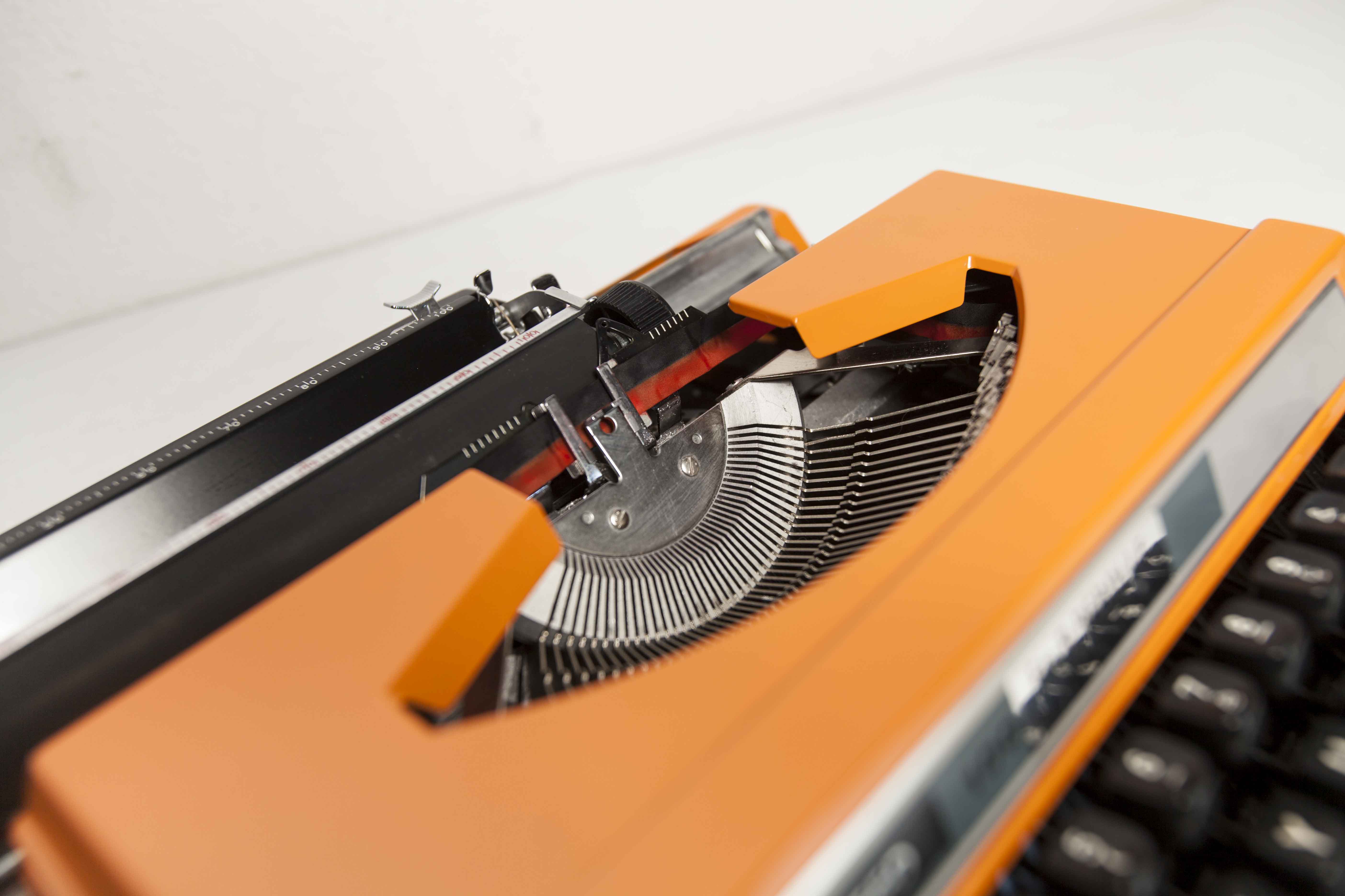 Revised Orange Silver Reed 100 Typewriter and New Ribbon 1977