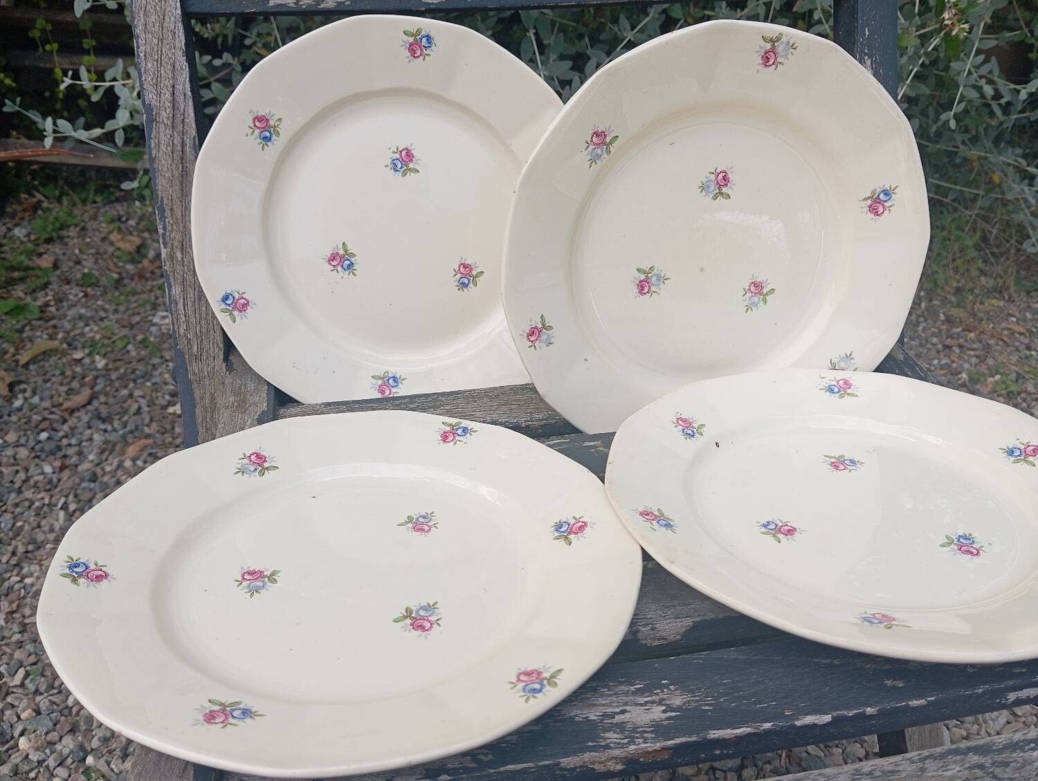 Assiettes à dessert x 7 porcelaine rétro 1920/50 à fleurs, CH-RENOU