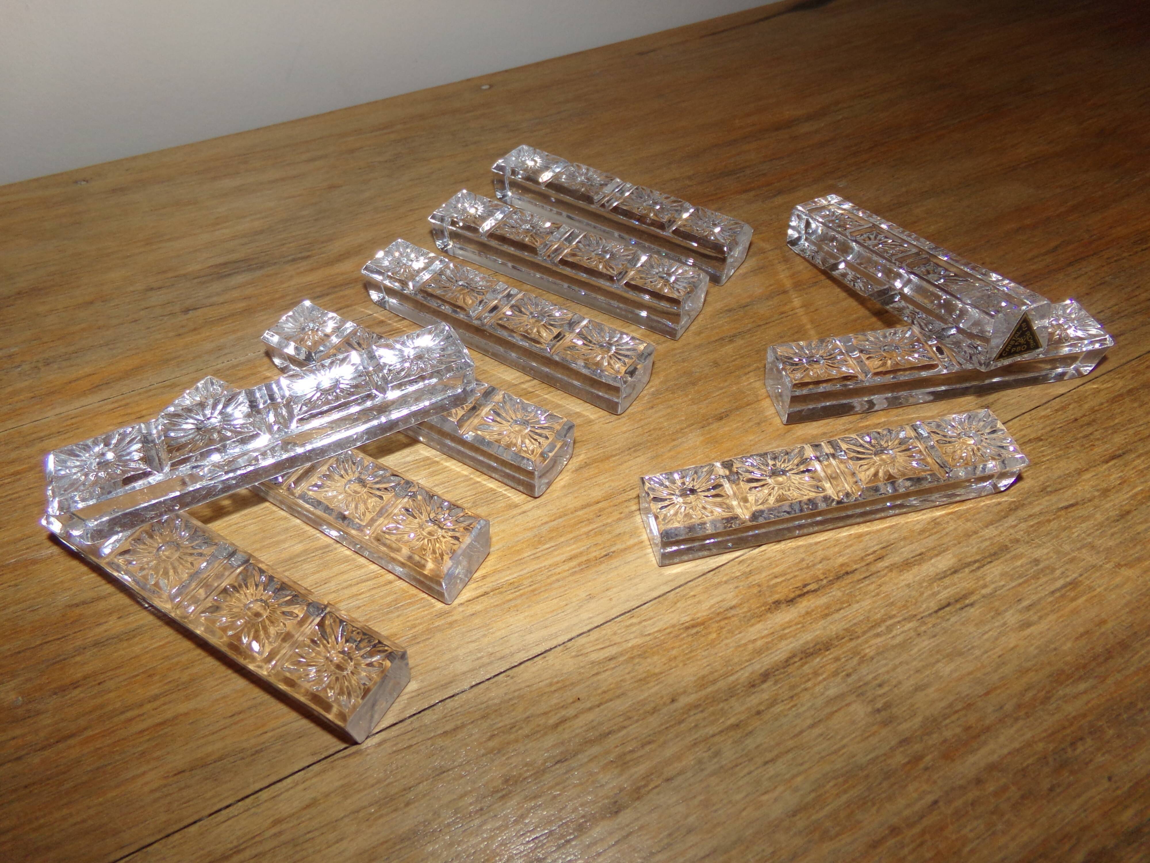 Knife holders made of chiseled crystal