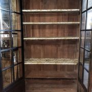 Ancienne - vitrine en bois massif
