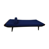 Cleopatra bench