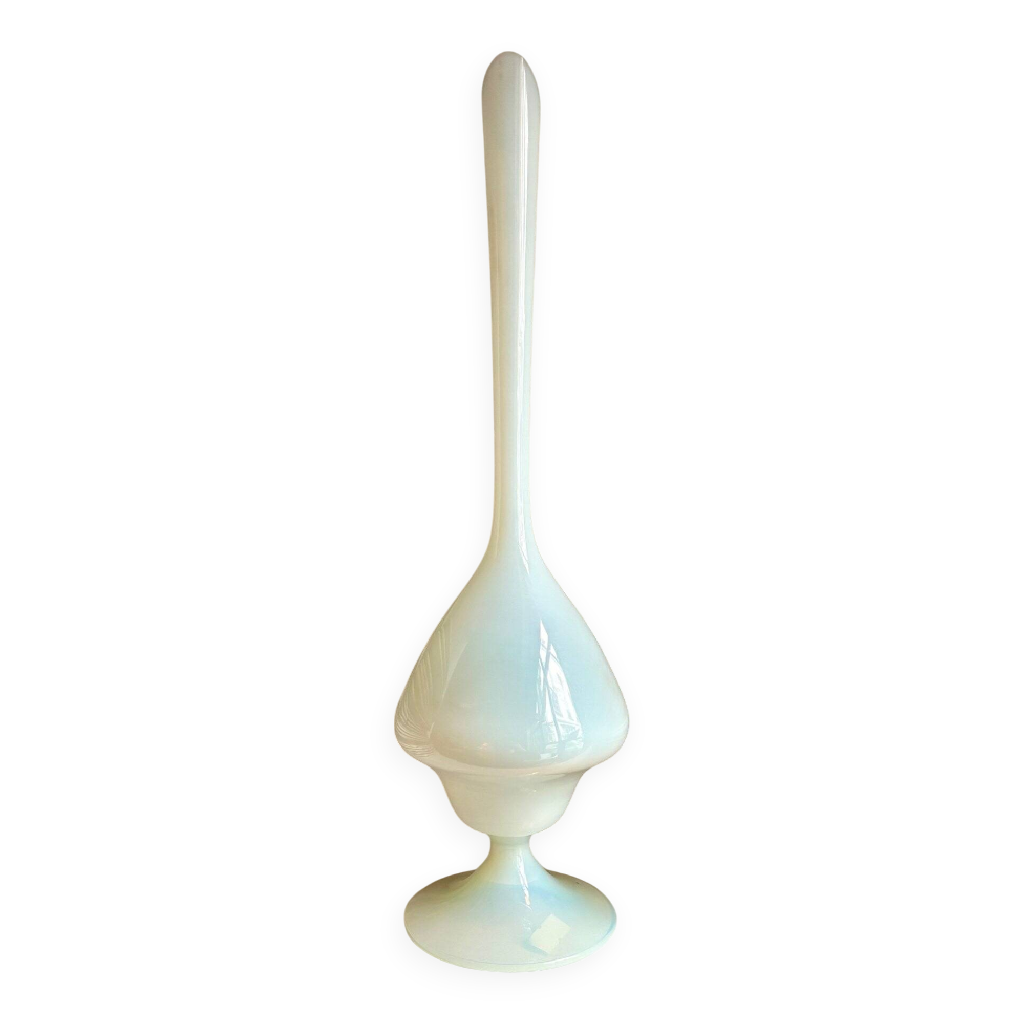 Vase, single-flower vase in white opaline