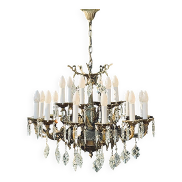 Grand antique French chandelier, 18 lights.