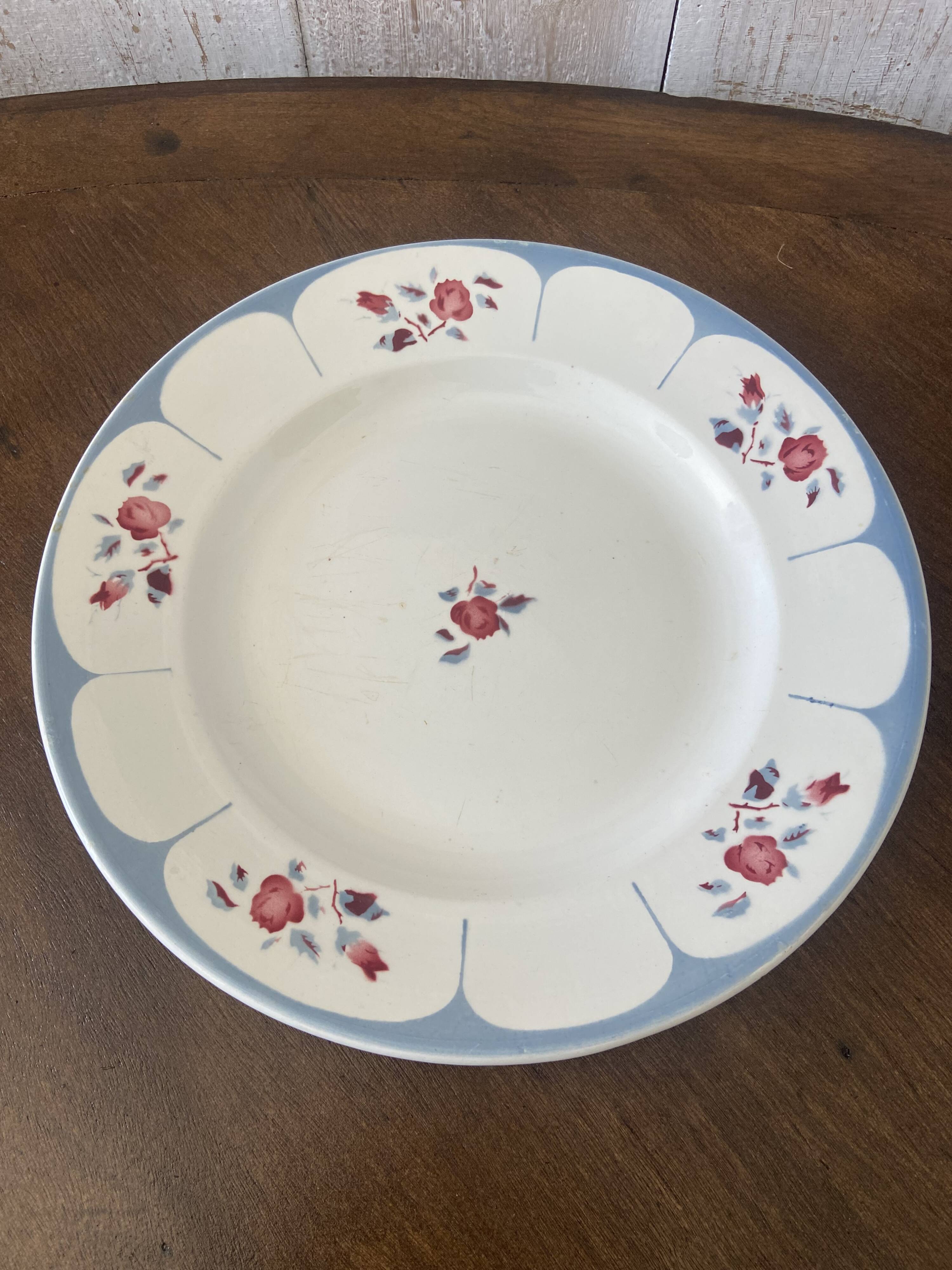 Digoin plate "Minette"