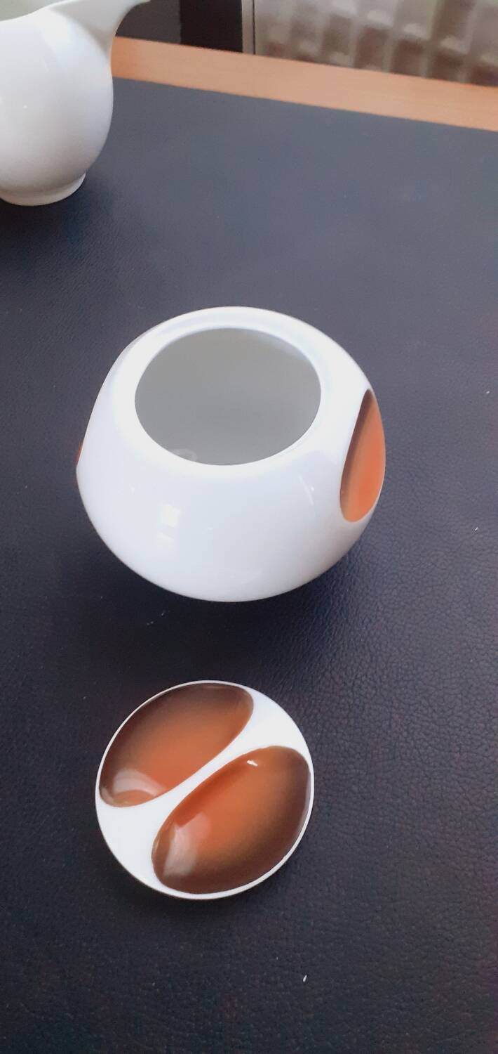 Part of a Sputnik Space Coffee Service, 70s, Manufacture Royale Lim