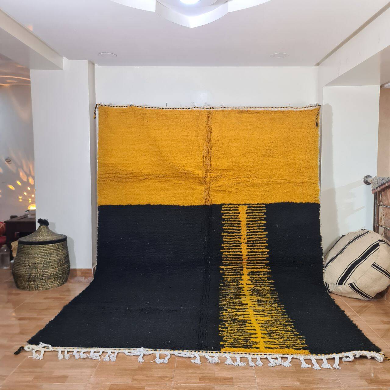 Handmade Moroccan Berber rug 300 x 200 cm