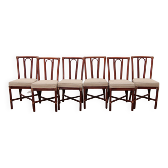 Set of rattan dining room chairs