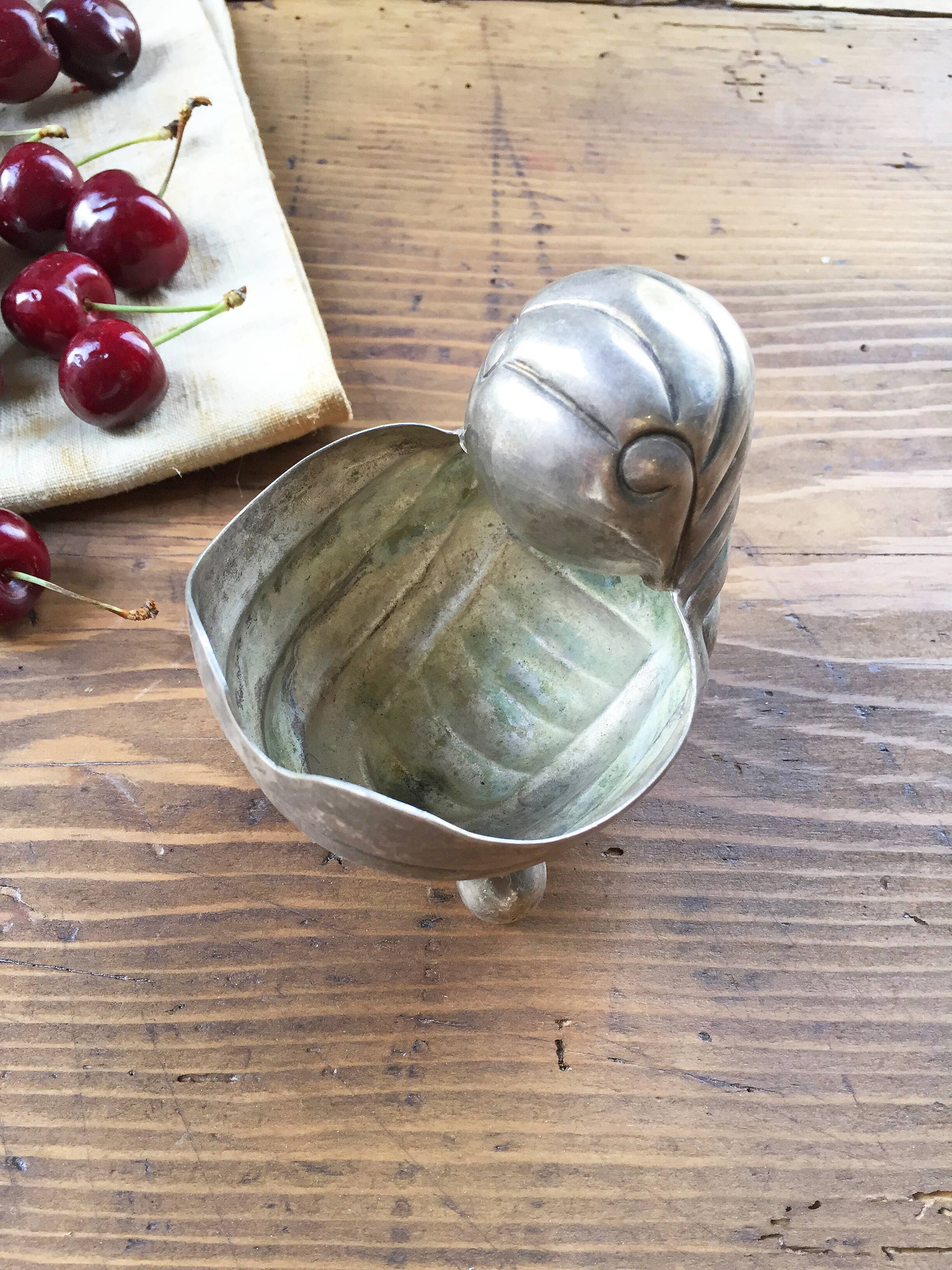 Silver shell ashtray