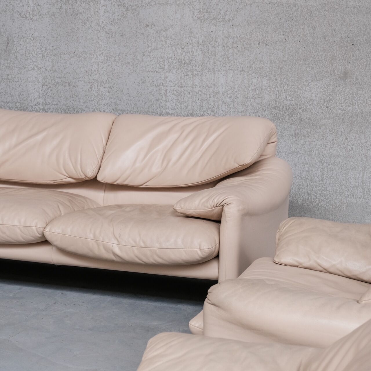 Vico Magisretti 'Maralunga' Suite of Sofas and Armchairs for Cassina