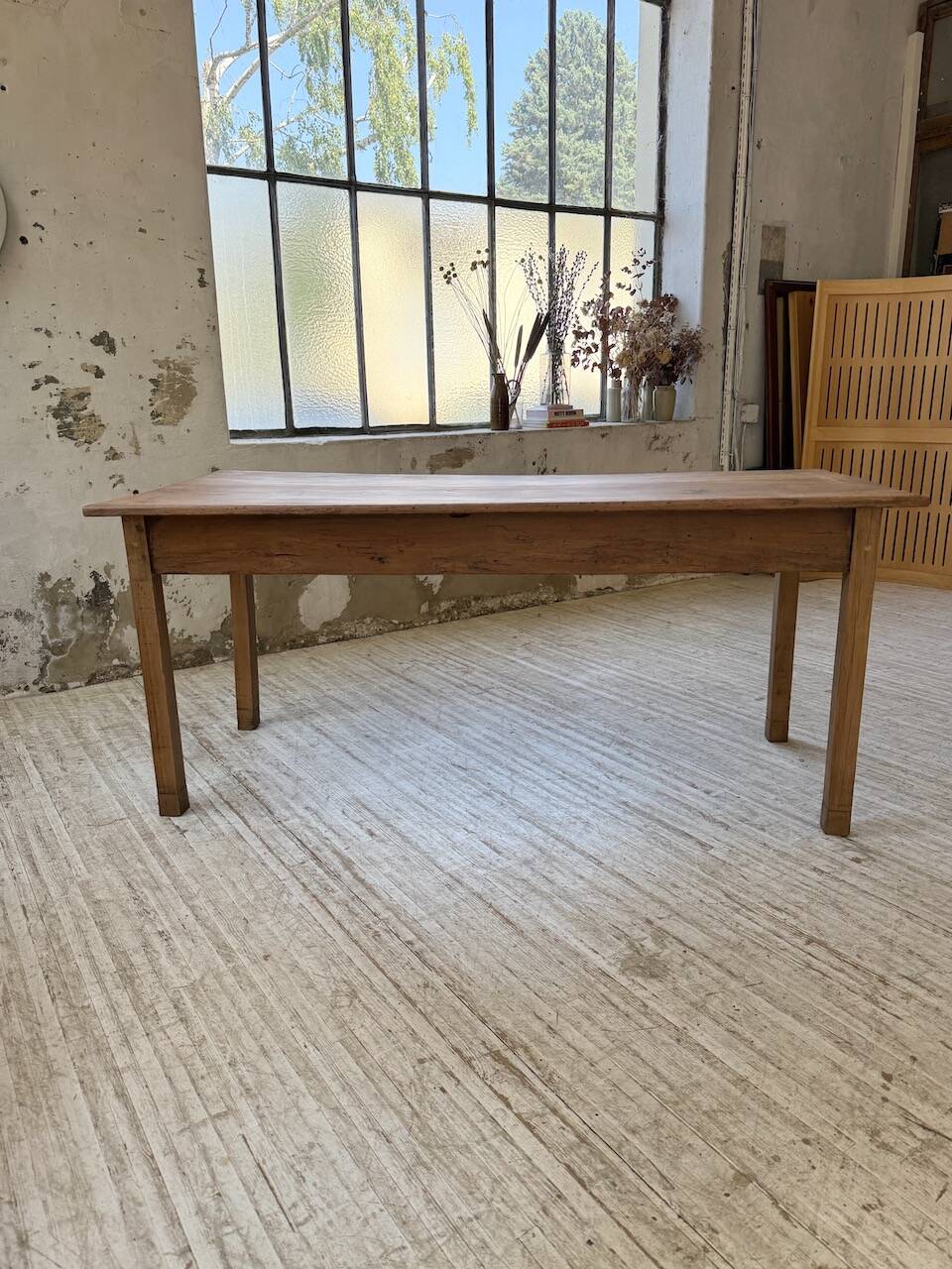 Cherry farmhouse table 1m8