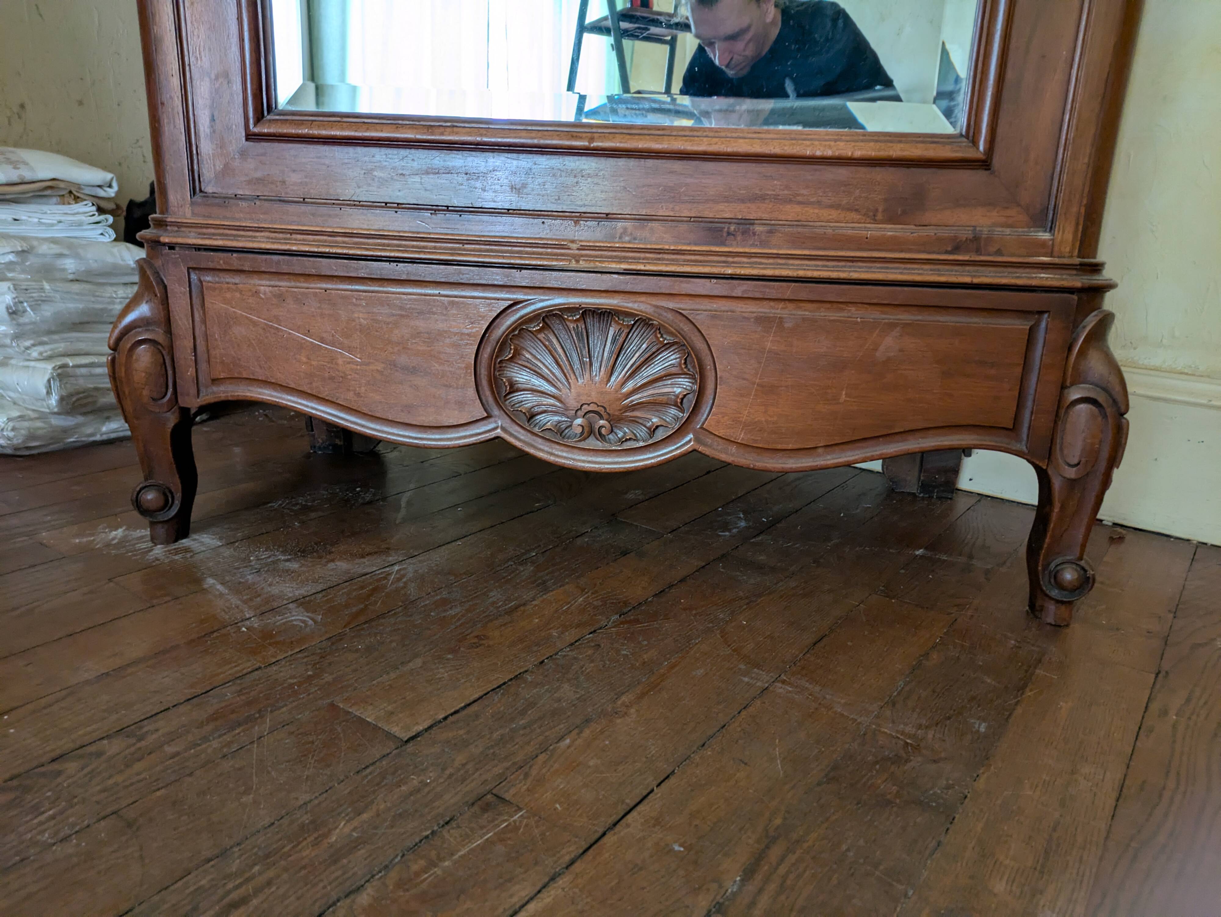 Solid Oak Bonnetière