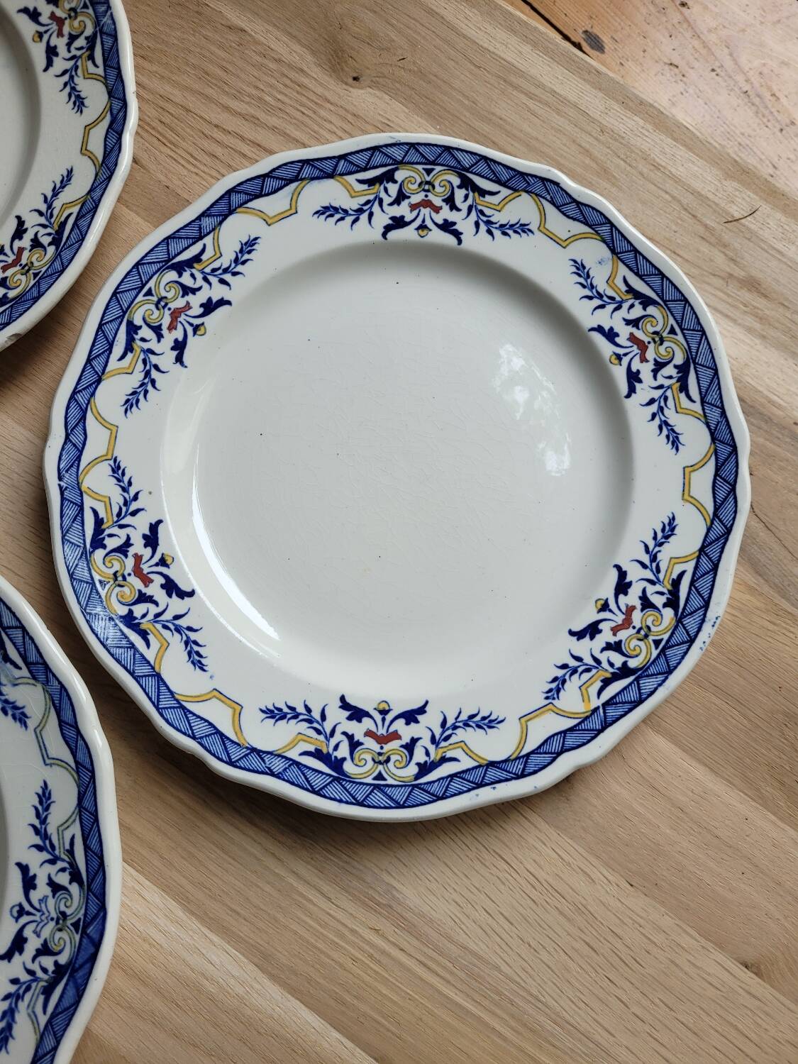 Set of 6 Villeray de Luneville dessert plates