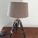 Lampe de marine tripode bois et métal argent