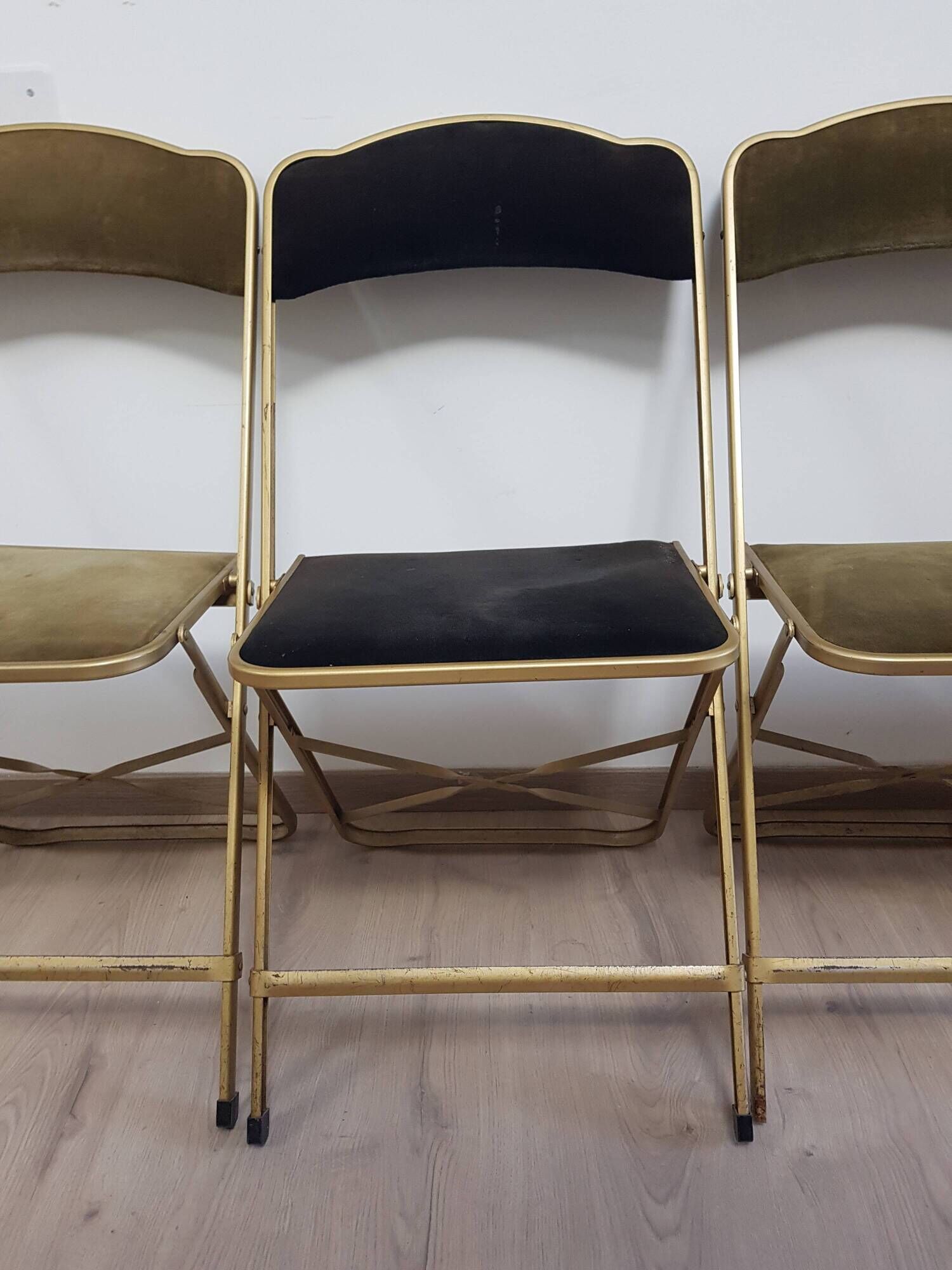 Set of 4 opera theater folding chairs from the 70s two-tone velvet brass