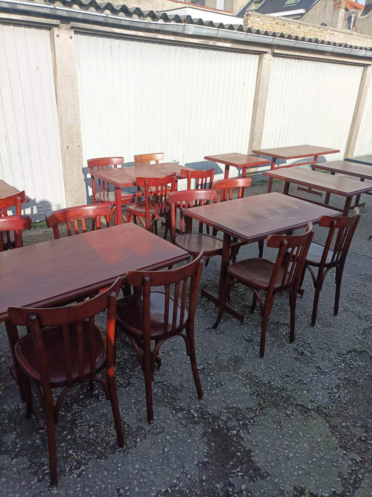Bistro lot 9 tables and 16 chairs mahieu Jule bry