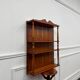 Bar Chesterfield anglais classique avec tabourets de bar