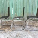 Chairs in plexiglas with chrome metal base