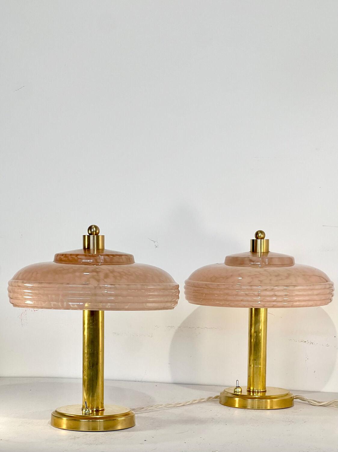 Pair of mushroom bedside lamps, pink Clichy glass.