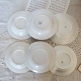 6 mismatched vintage blue and white earthenware soup plates - Set