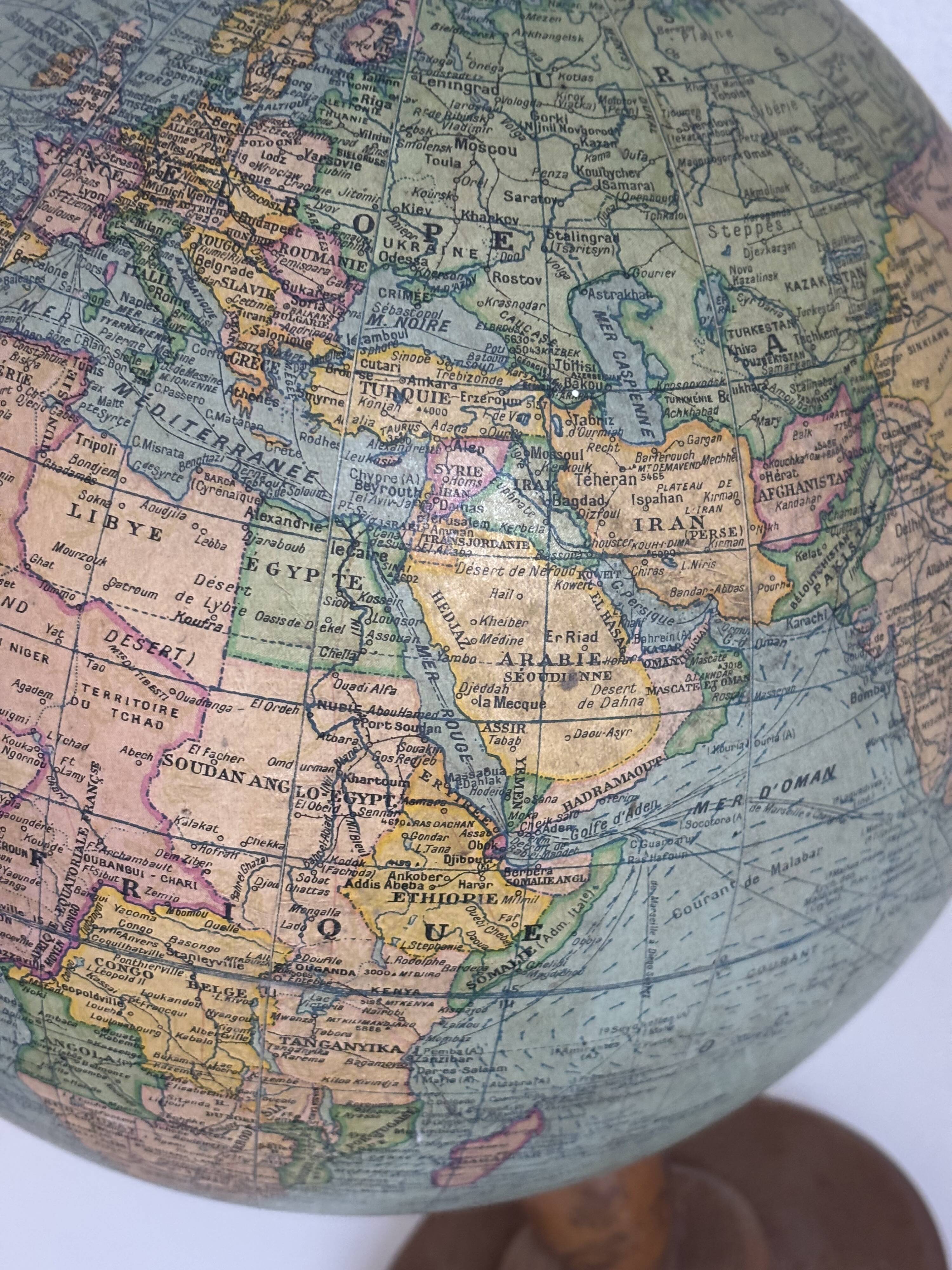 Globe vintage 1950 terrestre Girard et Barrère et Thomas - 46 cm