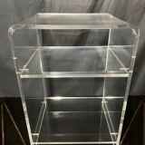 Table d’appoint en plexiglass
