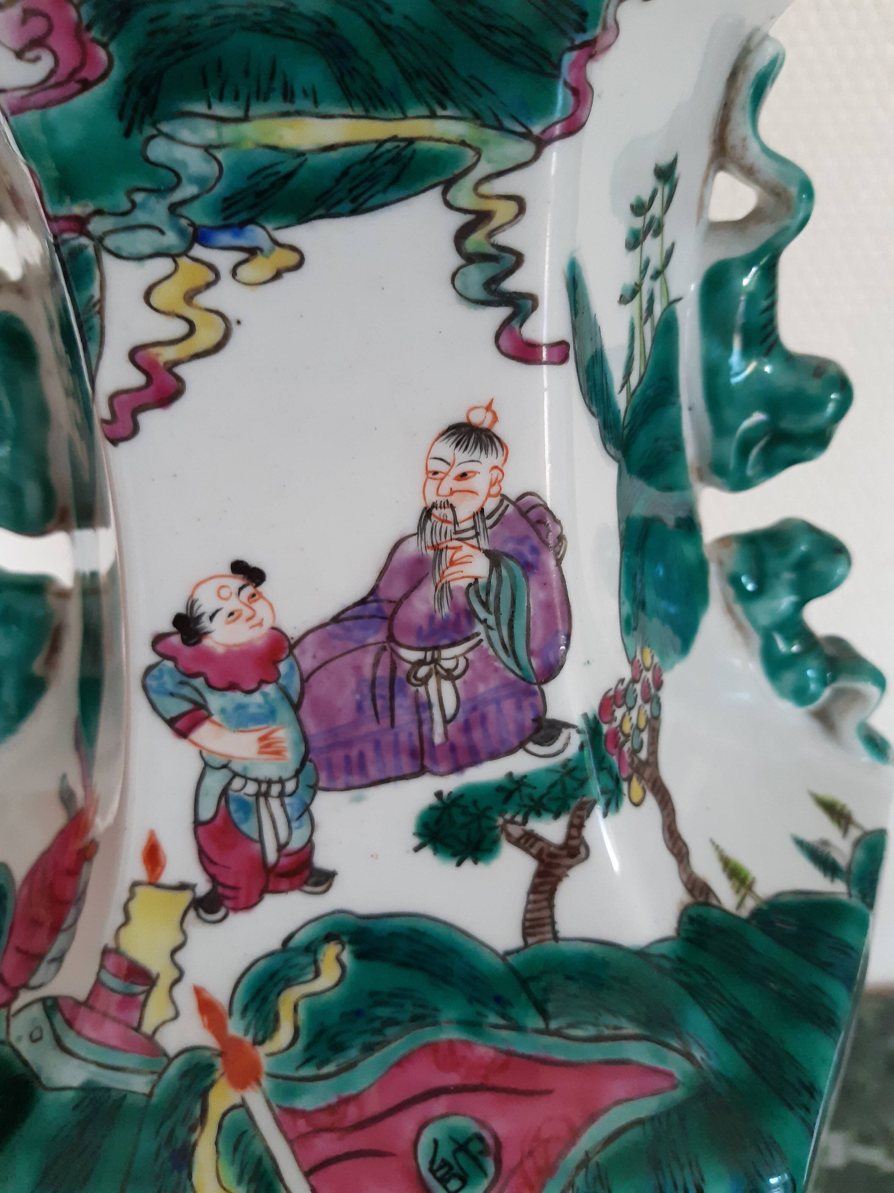 Ancient Chinese vase green family porcelain