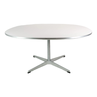 Table basse, Arne Jacobsen, Fritz Hansen, 2018