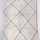 Moroccan Berber carpet Beni Ouarain ecru with black diamonds and engraved 310x200cm