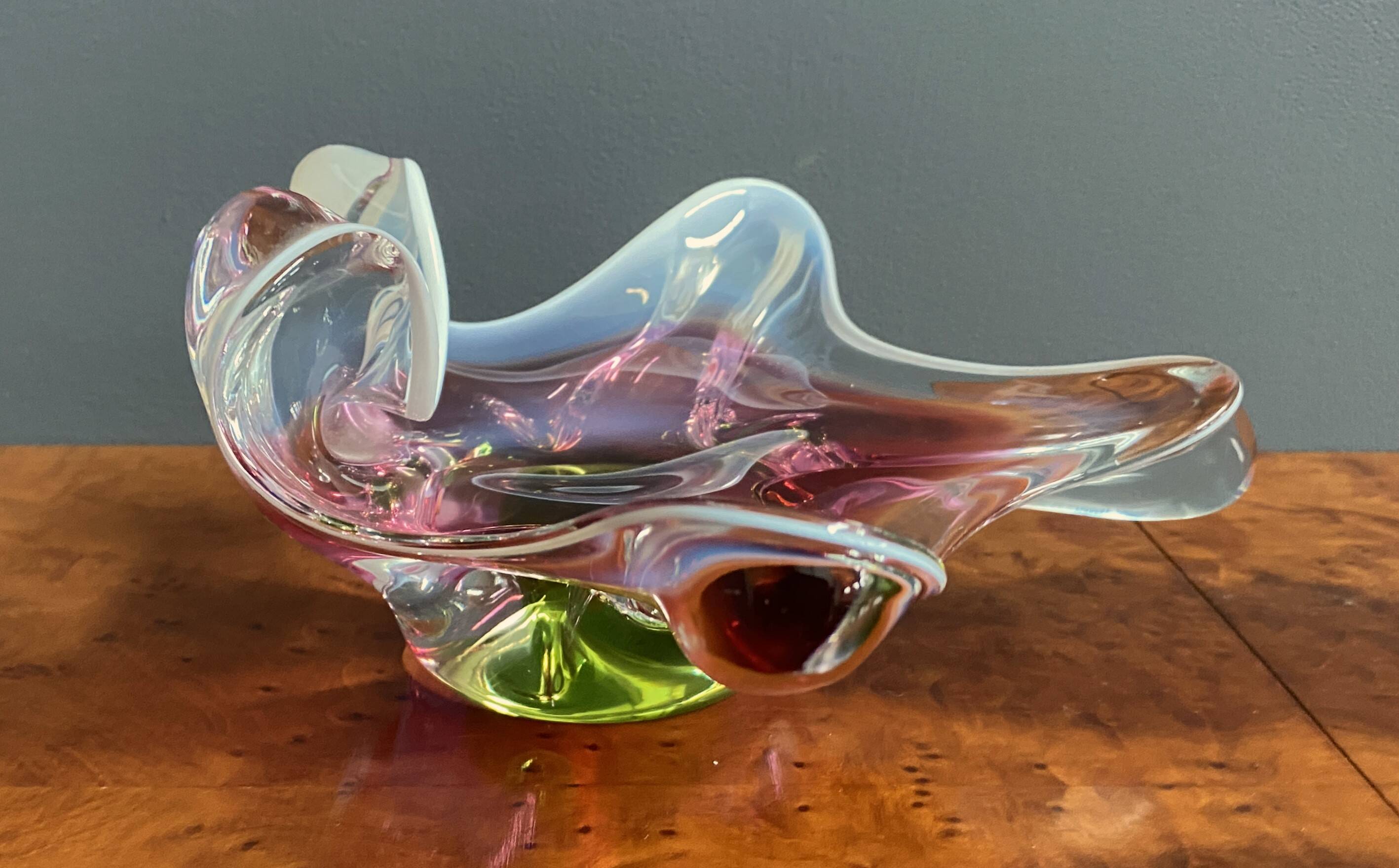 Pink and green Glass bowl by Josef Hospodka 1960s