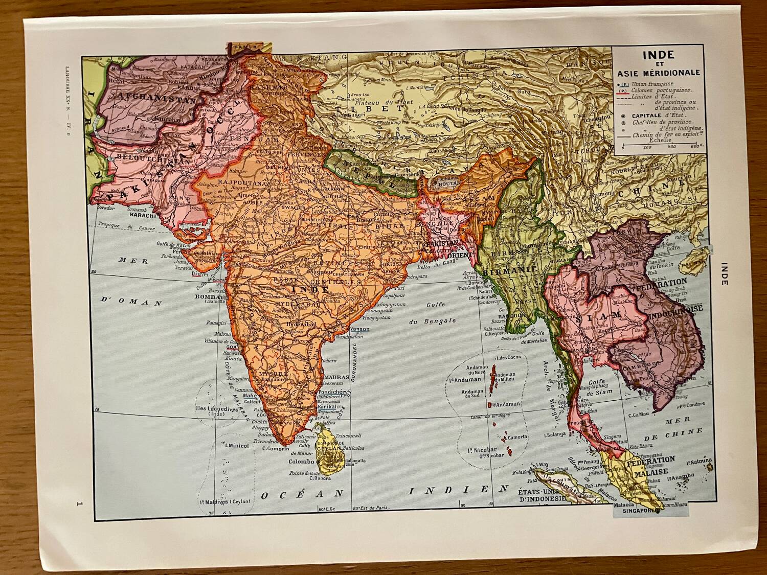 Reserved Mona - Set of 2 illustrated plates on 20th century India