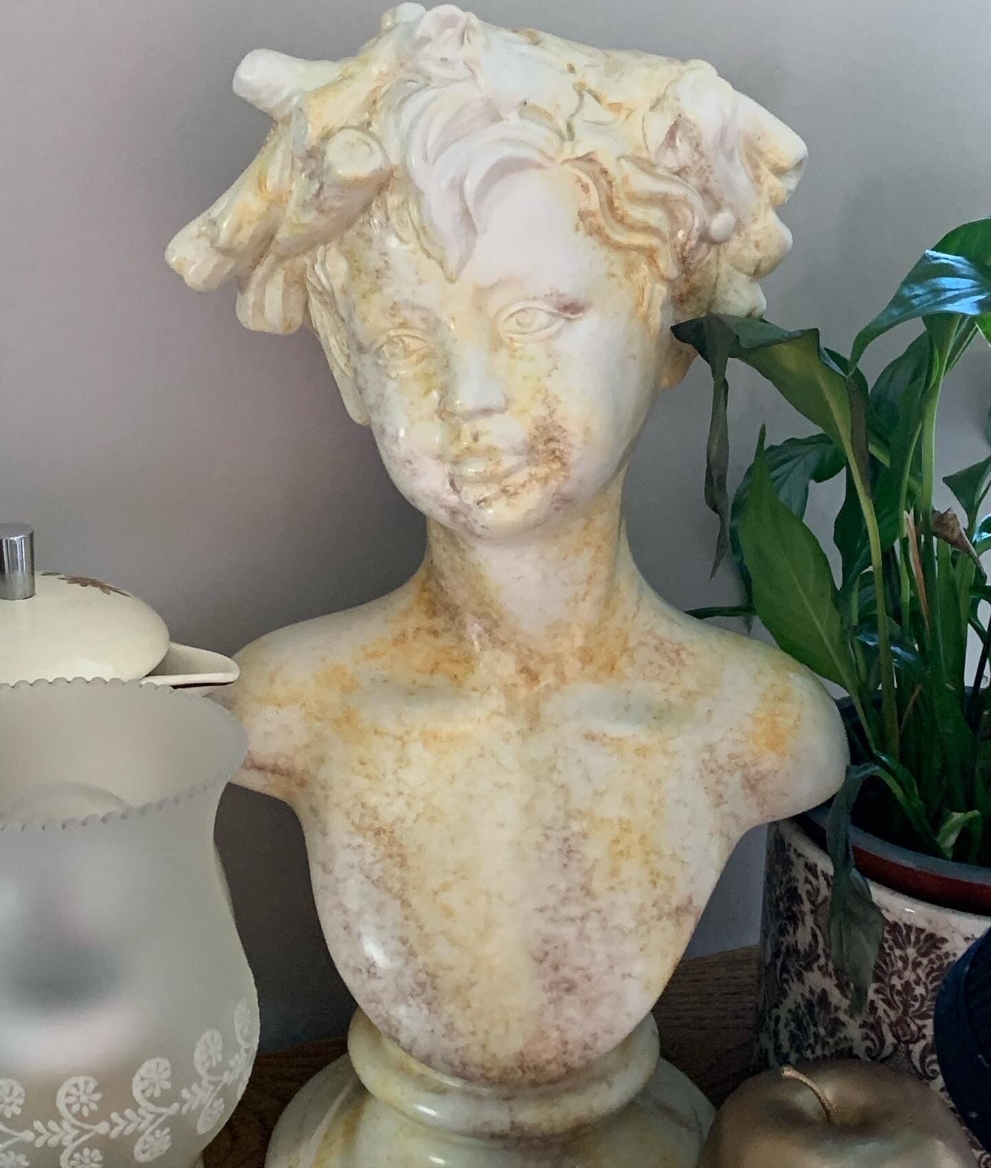 Decorative bust