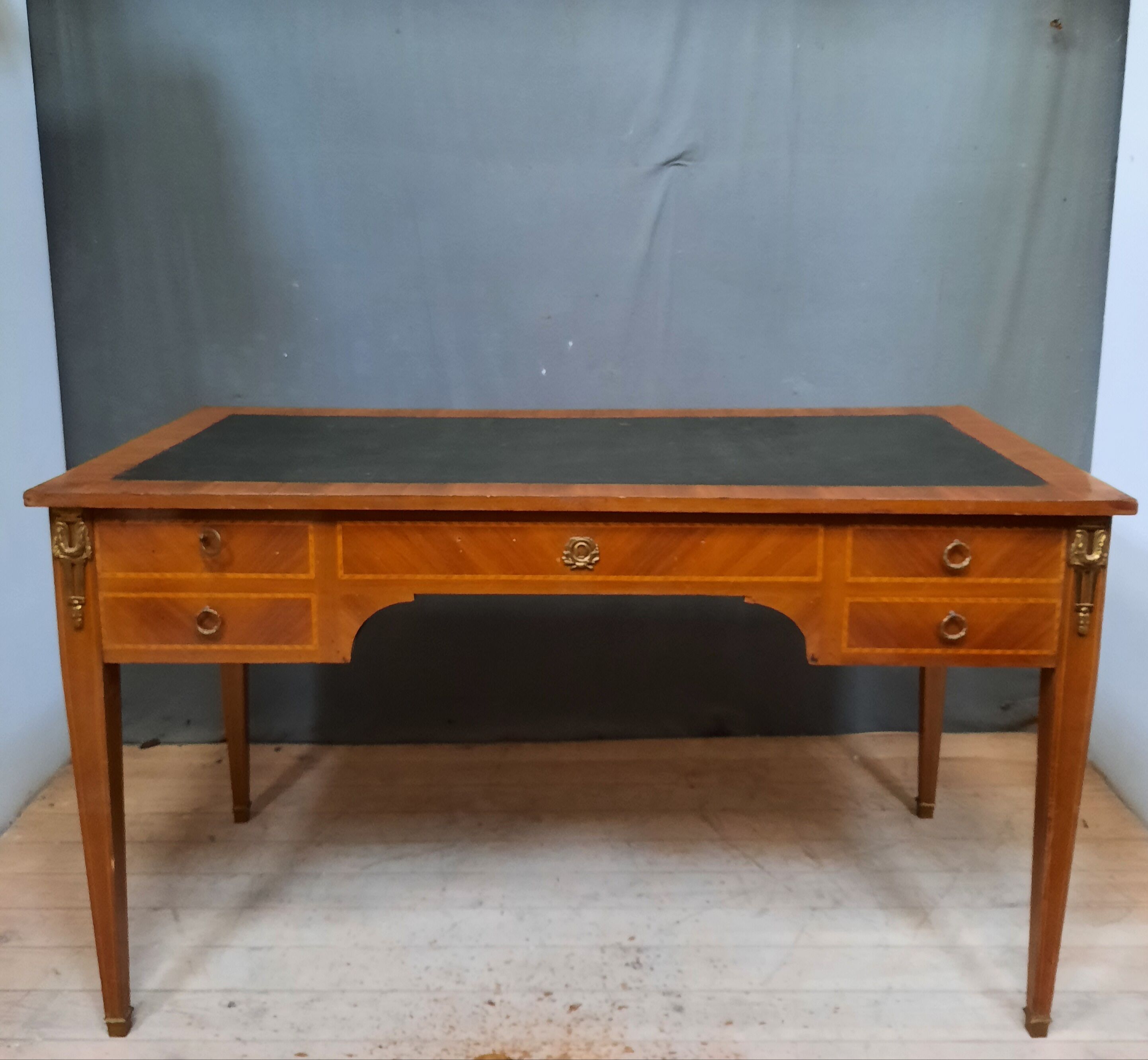 Desk flat fine nineteenth louis XVI style