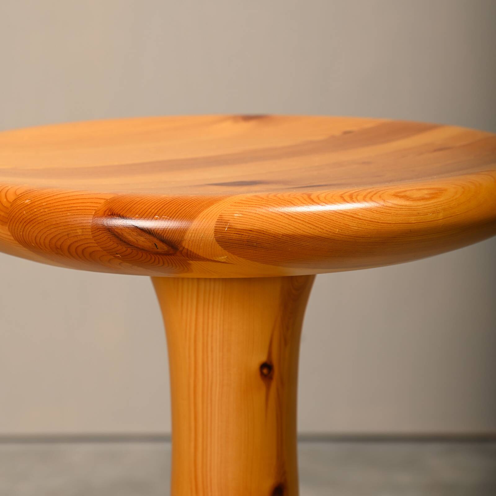 Rainer Daumiller Stool in solid naturel pine for Hirtshals Savværk, Denmark 1970